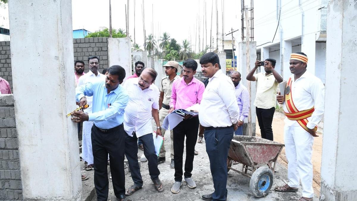 Commercial complex with 40 shops coming up in Kuthalam