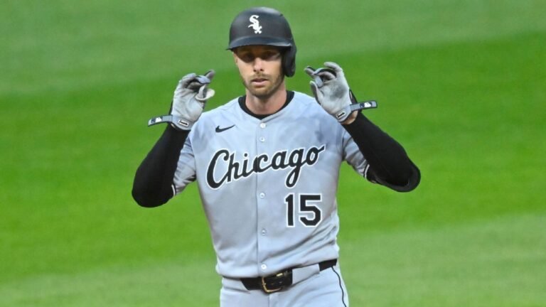 White Sox place Austin Slater on 10-day IL with torn meniscus