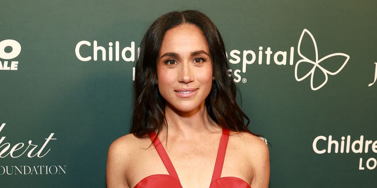 Meghan Markle slammed for ‘excessive’ action as Duchess of Sussex travels using ‘four-car motorcade’ Meghan Markle slammed for ‘excessive’ action as Duchess of Sussex travels using ‘four-car motorcade’