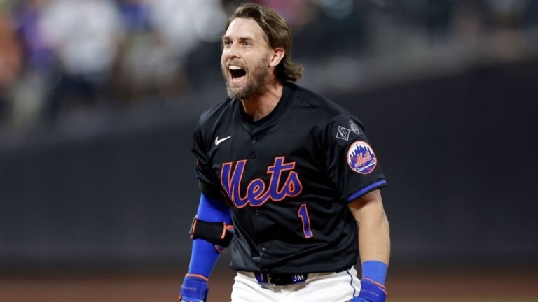 Mets activate Jeff McNeil from IL; will make season debut