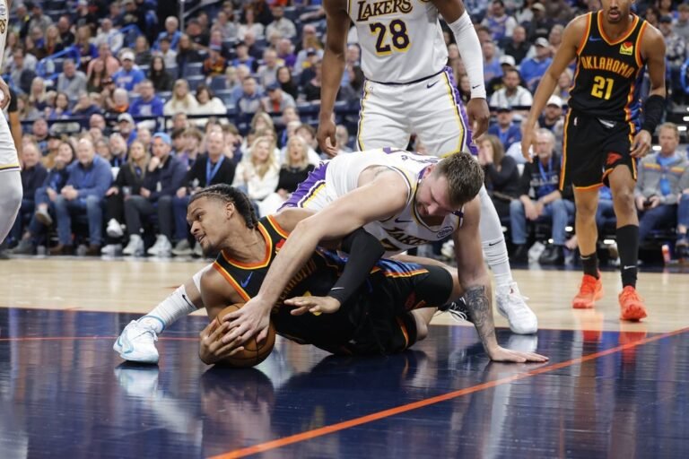 Can Lakers muffle Thunder for second time in three days?