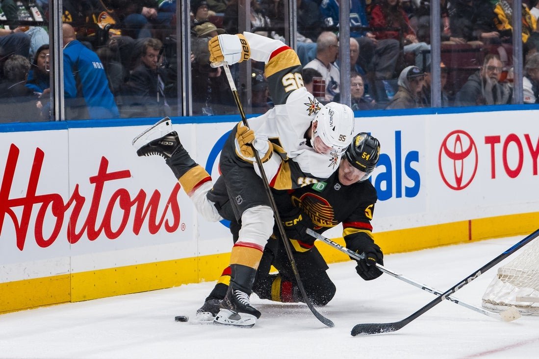 Victor Olofsson’s late goal lifts Golden Knights over Canucks
