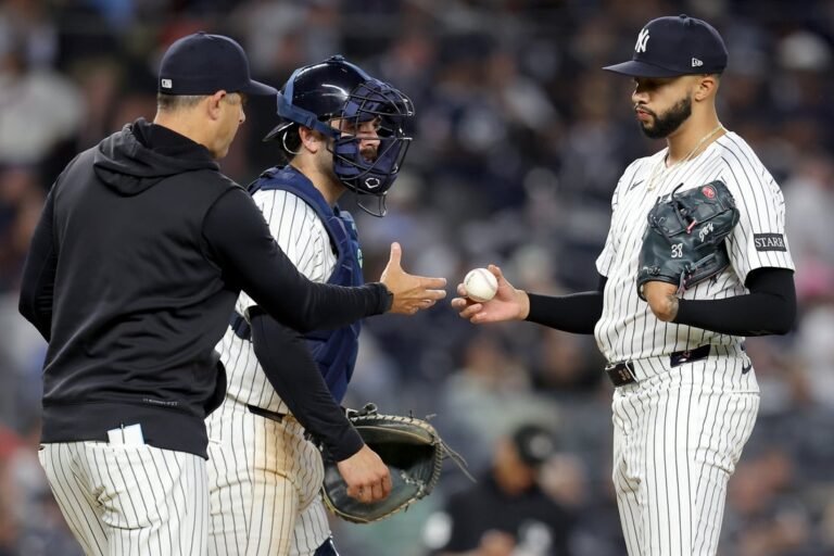 As Devin Williams struggles, Yankees unsure of closer heading into DH with Jays