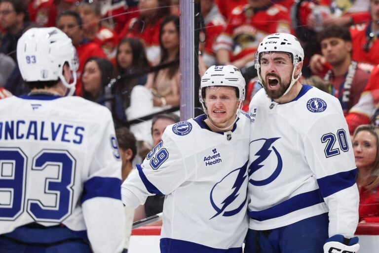 Lightning bring restored belief to Game 4 vs. Panthers