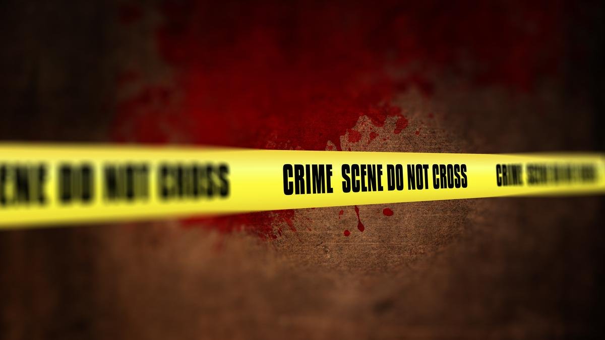 Two groups clash in Latur; teacher unconnected to incident beaten to death Two groups clash in Latur; teacher unconnected to incident beaten to death