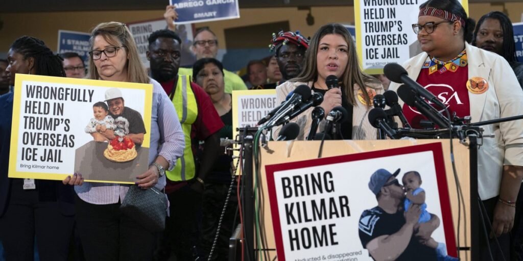 US won’t say whether it’s facilitating return of mistakenly deported man, despite judge’s order