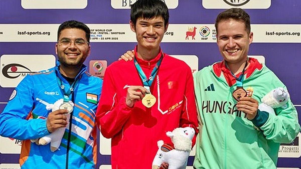 Arjun Babuta misses World Cup gold by 0.1 point Arjun Babuta misses World Cup gold by 0.1 point