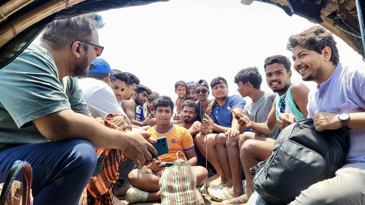 Calcutta University scholars travel to Sundarbans village to save language Calcutta University scholars travel to Sundarbans village to save language