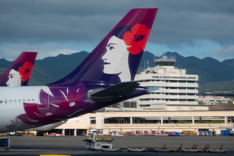 Alaska Airlines and Hawaiian Airlines to relocate to JFK’s Terminal 8
