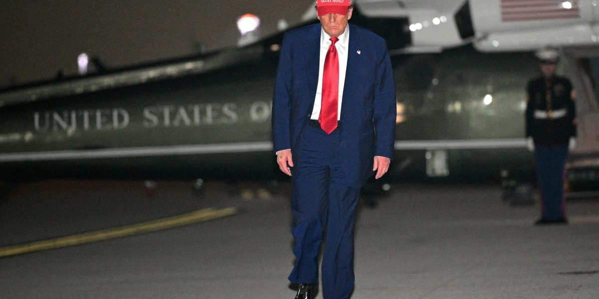 Trump tariffs are weakening the dollar instead of boosting it—further adding to the price Americans will pay for costlier imports