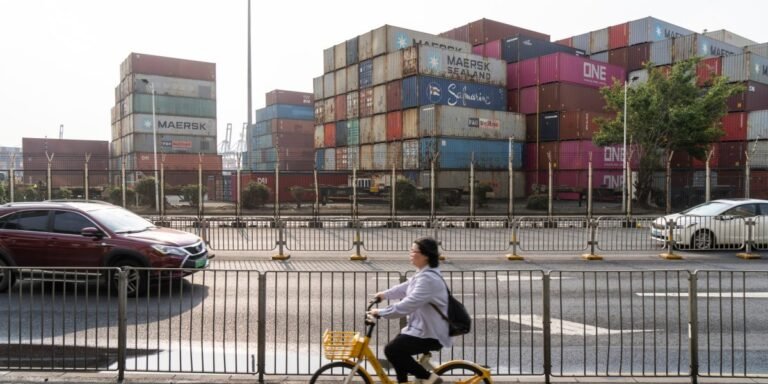The China trade war will pummel America’s small businesses, Apollo economist says