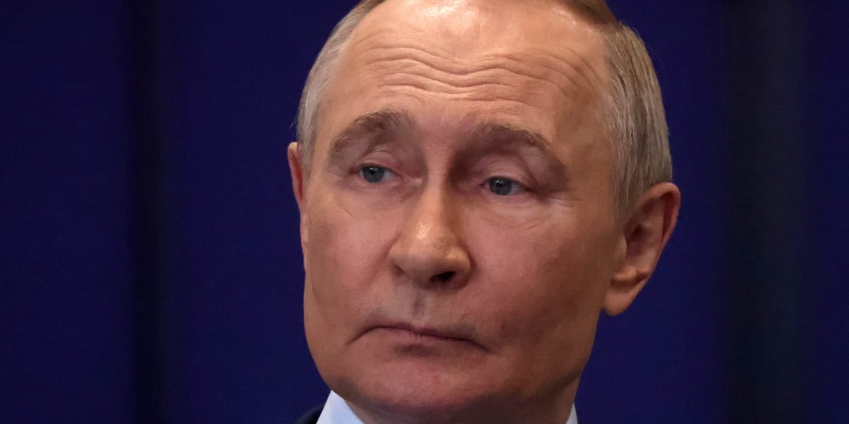 Putin accused of violating Easter Sunday truce he ordered Putin accused of violating Easter Sunday truce he ordered