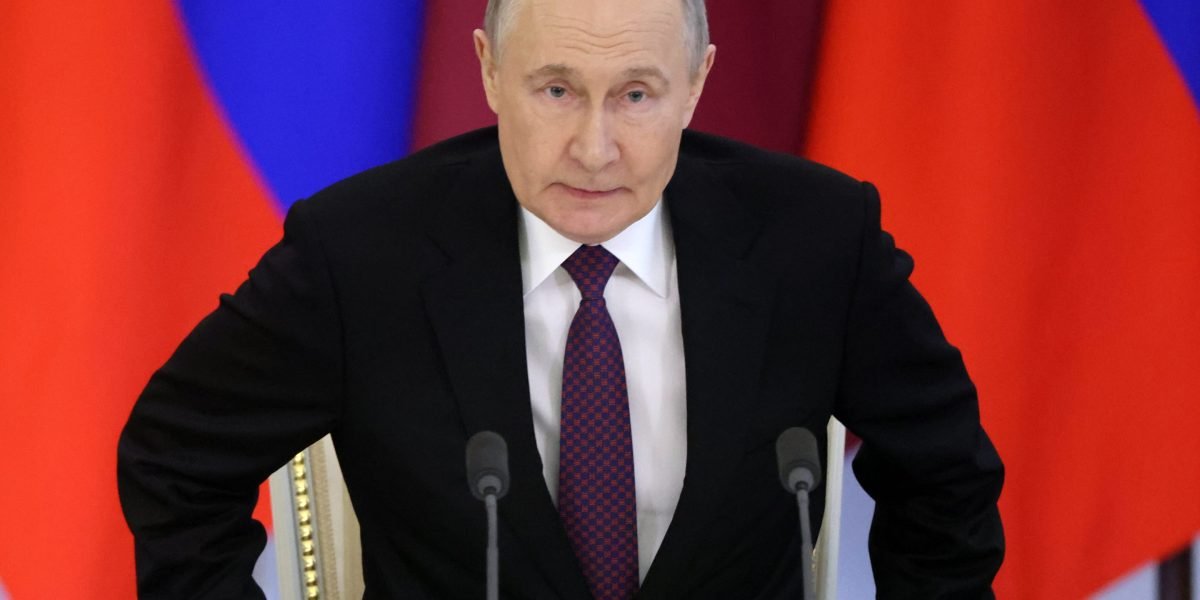 Putin orders 30-hour Easter ceasefire after Trump said negotiations between Ukraine and Russia are ‘coming to a head’ Putin orders 30-hour Easter ceasefire after Trump said negotiations between Ukraine and Russia are ‘coming to a head’