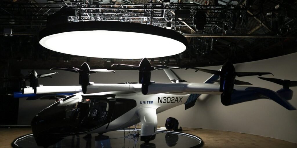 Electric air taxi Archer says it’s partnering with United Airlines to fly New Yorkers to and from NYC airports in as little as 5 minutes