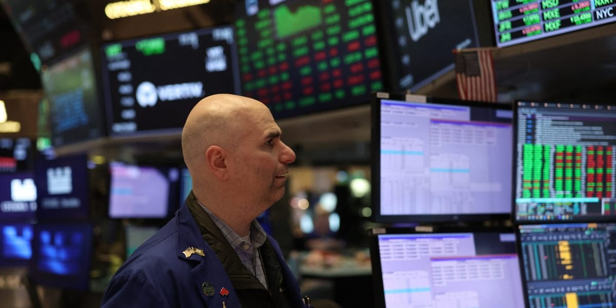 Markets notch small gains as tech stocks rise and Trump delivers mixed signals on tariffs Markets notch small gains as tech stocks rise and Trump delivers mixed signals on tariffs