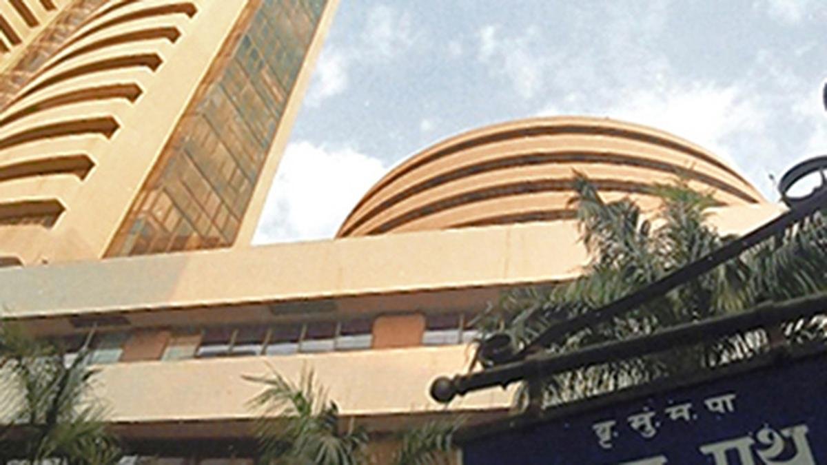 FPIs pulled out ₹10,355 crore from equities in last four trading sessions on U.S. tariffs