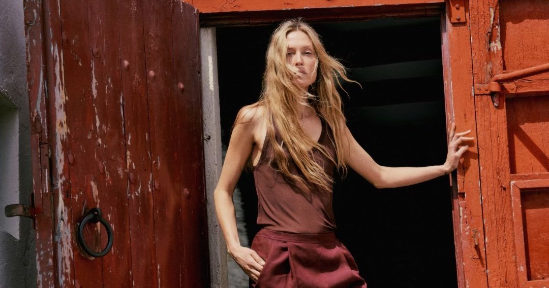 Massimo Dutti’s Breezy Linen Styles Just Dropped for Spring Massimo Dutti’s Breezy Linen Styles Just Dropped for Spring