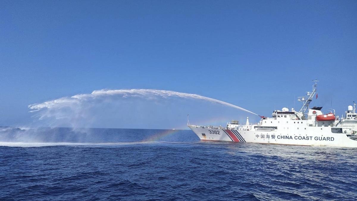 China navy says Philippine frigate illegally entered Scarborough Shoal waters China navy says Philippine frigate illegally entered Scarborough Shoal waters