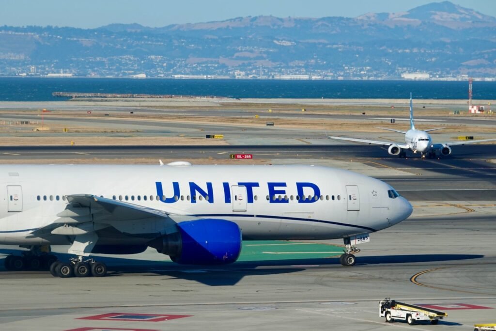 United Airlines MileagePlus: Guide to earning and redeeming miles, elite status and more