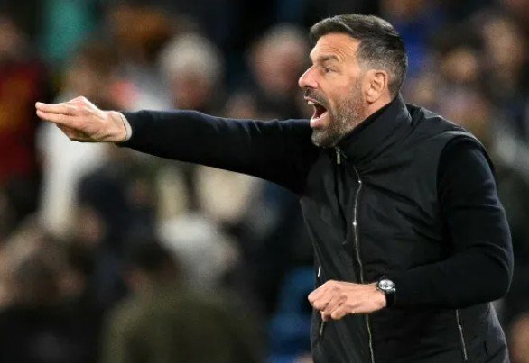 Van Nistelrooy Tipped To Leave Leicester City