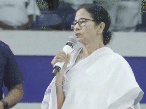Bengal teacher recruitment scam; Supreme Court stops CBI investigation | बंगाल शिक्षक भर्ती घोटाला; सुप्रीम कोर्ट ने CBI जांच रोकी: कहा- कैबिनेट के फैसले न्यायिक जांच के अधीन नहीं, ममता बोलीं- हम आदेश से बंधे हैं