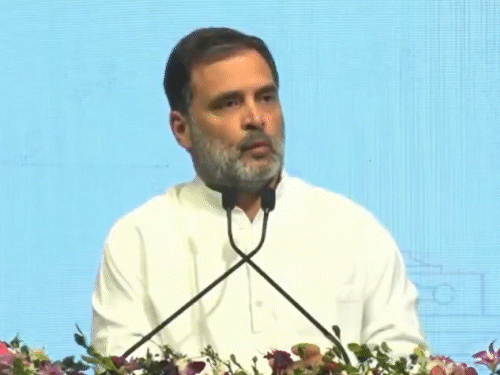Rahul Gandhi Bharat Summit Speech; Congress Politics | Hyderabad | राहुल बोले- मौजूदा पॉलिटिक्स में विपक्ष को कुचलने का टागरेट: मीडिया को कमजोर किया जा रहा; दुनिया में लोकतांत्रिक राजनीति मौलिक रूप से बदल गई Rahul Gandhi Bharat Summit Speech; Congress Politics | Hyderabad | राहुल बोले- मौजूदा पॉलिटिक्स में विपक्ष को कुचलने का टागरेट: मीडिया को कमजोर किया जा रहा; दुनिया में लोकतांत्रिक राजनीति मौलिक रूप से बदल गई