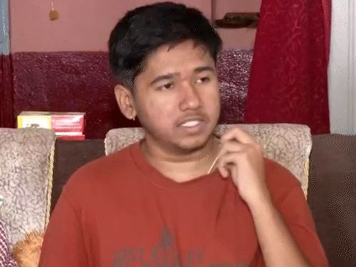 Karnataka Janeu Controversy; College principal and staff member suspended | Brahman Mahasabha | कर्नाटक जनेऊ विवाद- कॉलेज प्रिंसिपल और स्टाफ मेंबर सस्पेंड: जनेऊ पहनने पर स्टूडेंट को CET पेपर देने से रोका था; आरोपियों के खिलाफ FIR दर्ज Karnataka Janeu Controversy; College principal and staff member suspended | Brahman Mahasabha | कर्नाटक जनेऊ विवाद- कॉलेज प्रिंसिपल और स्टाफ मेंबर सस्पेंड: जनेऊ पहनने पर स्टूडेंट को CET पेपर देने से रोका था; आरोपियों के खिलाफ FIR दर्ज