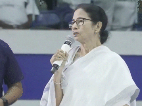 Meta Title; Mamata Banerjee Vs Supreme Court; West Bengal Teachers Appointments Controversy | ममता बोलीं- काबिल टीचर्स के लिए कोर्ट का फैसला अन्यायपूर्ण: ​​​​​मत समझिए हमने इसे स्वीकार किया, यह कहने के लिए जेल भेज सकते हैं