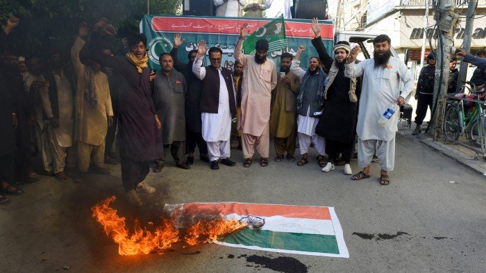 Pakistan to suspend peace treaty with India as tensions grow over Kashmir killings Pakistan to suspend peace treaty with India as tensions grow over Kashmir killings