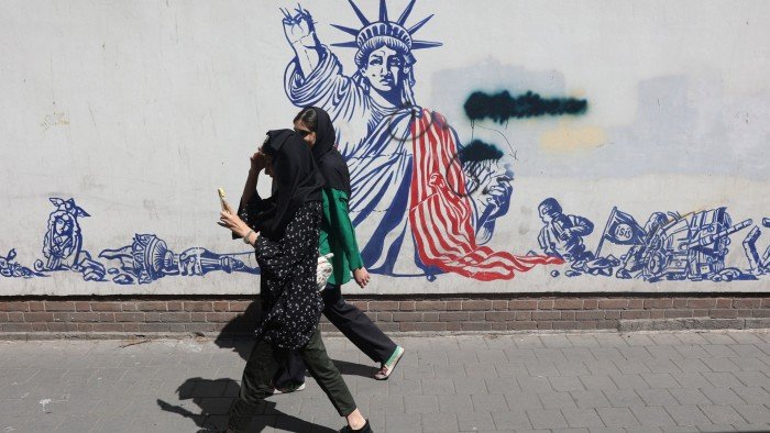 US and Iran begin second round of talks to end nuclear stand-off