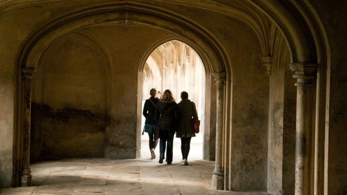 American students turn to UK as Trump takes aim at US universities
