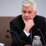 Top Federal Reserve official says US could require rate cuts if big tariffs return