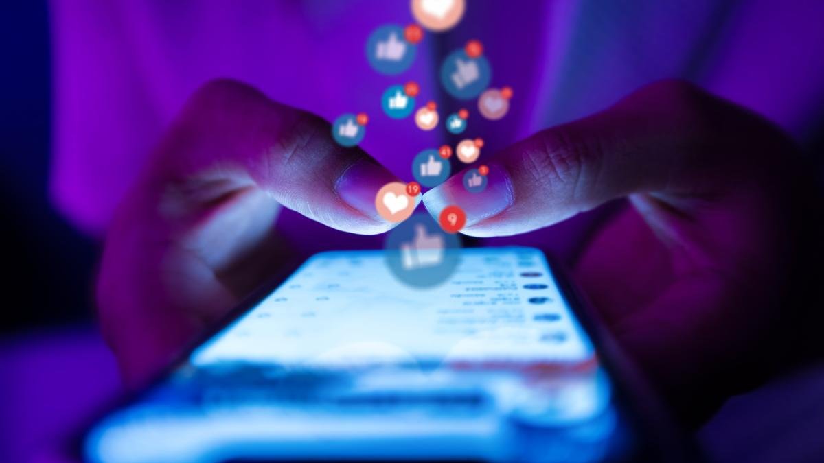 Allahabad HC drops case against man, says liking post on social media different from sharing it Allahabad HC drops case against man, says liking post on social media different from sharing it