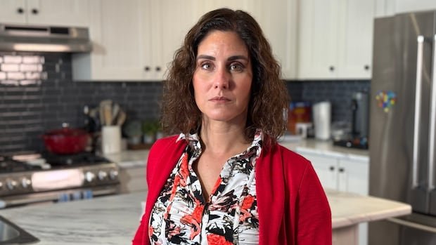 An Uber drove away with her kid. Then Uber wouldn’t connect her or police with the driver An Uber drove away with her kid. Then Uber wouldn’t connect her or police with the driver