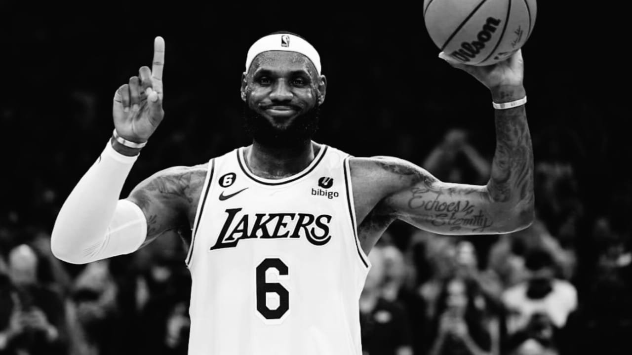 LeBron’s Final Shot? Lakers Teeter On Playoff Brink Amid Injury Chaos LeBron’s Final Shot? Lakers Teeter On Playoff Brink Amid Injury Chaos
