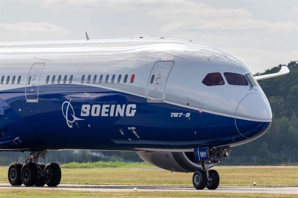 Boeing Stock Rallies as Trump Picks It Over LMT