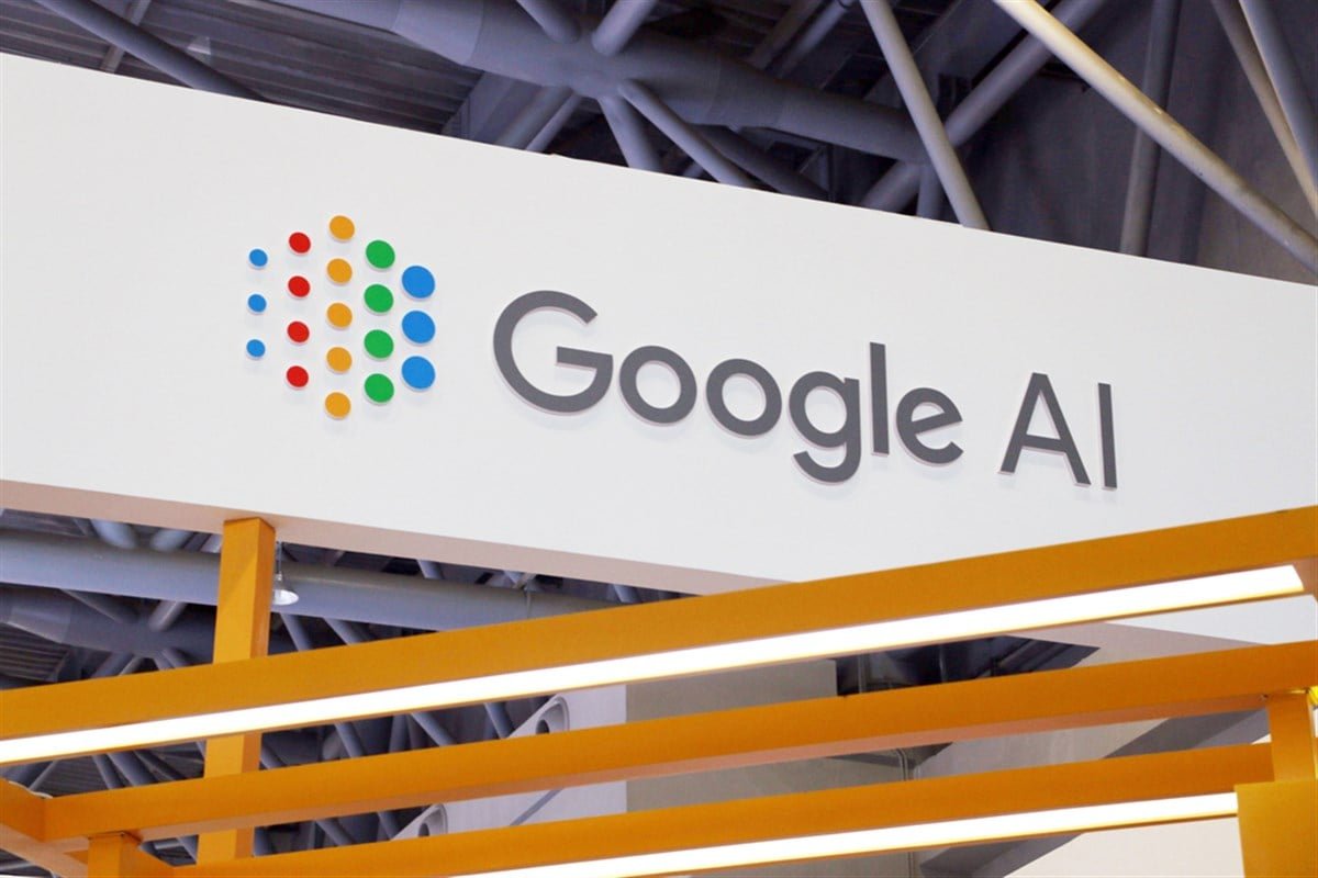 Alphabet Stock Falls Amid Tariffs and AI Search Disruption