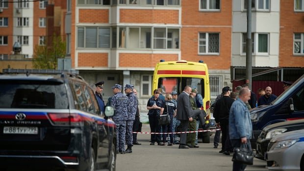Russian general among 2 killed in Moscow-area car bombing Russian general among 2 killed in Moscow-area car bombing