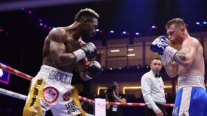 Round-by-round: Canelo outpoints Scull, fails to shine