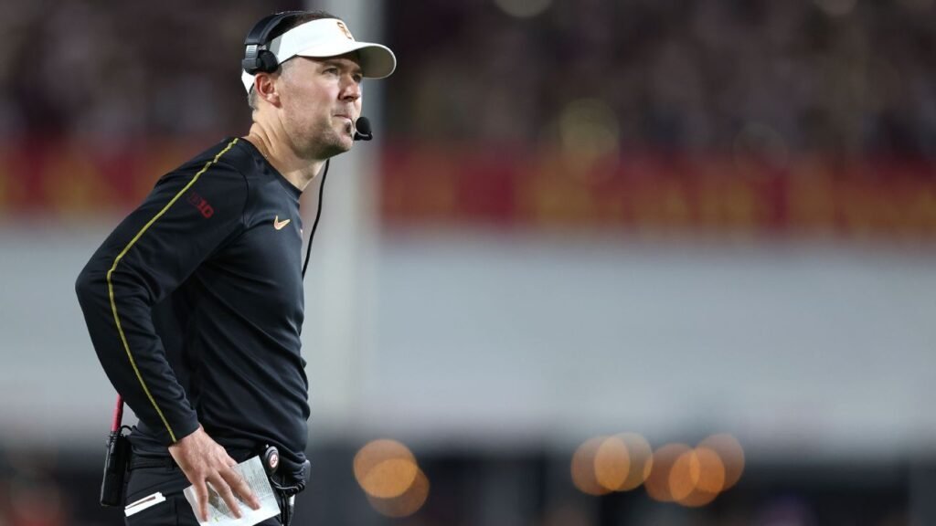 USC trolls Oregon, Dan Lanning with ‘cannonball’ commitment alert