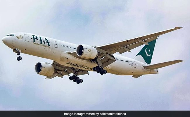 Pak Shuts Airspace After India’s ‘Using Civilian Flights As Shields’ Charge Pak Shuts Airspace After India’s ‘Using Civilian Flights As Shields’ Charge