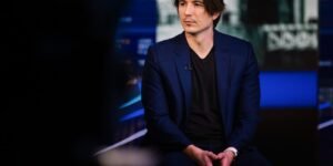 Robinhood CEO says firm is diversifying away from volatile crypto revenue even as Q1 earnings beat expectations