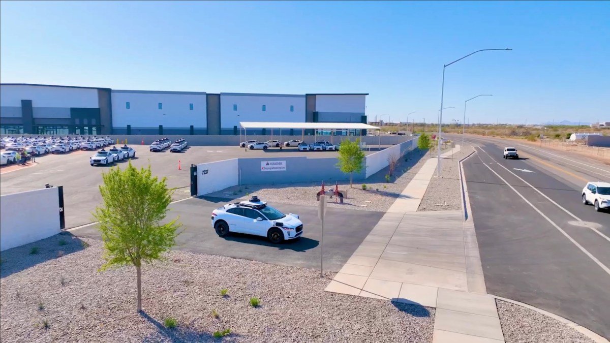 Waymo ramps up robotaxi production at new Arizona factory Waymo ramps up robotaxi production at new Arizona factory