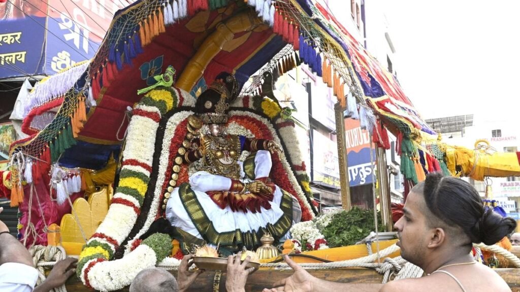 On Brahmotsavam’s fifth day Govindaraja Swamy on palanquin, Garuda blesses devotees
