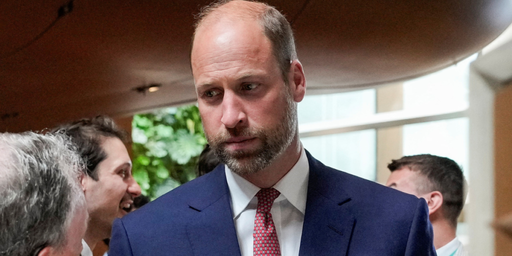 Prince William welcomes Palestinian aid workers to Kensington Palace