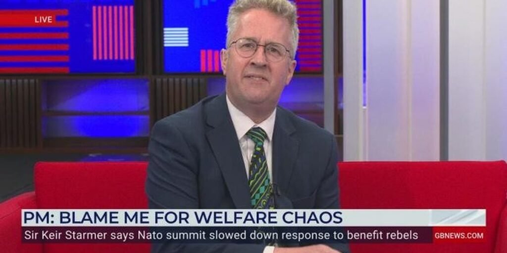 GB News panel react to ‘primary school bangers’ selling out fields at Glastonbury