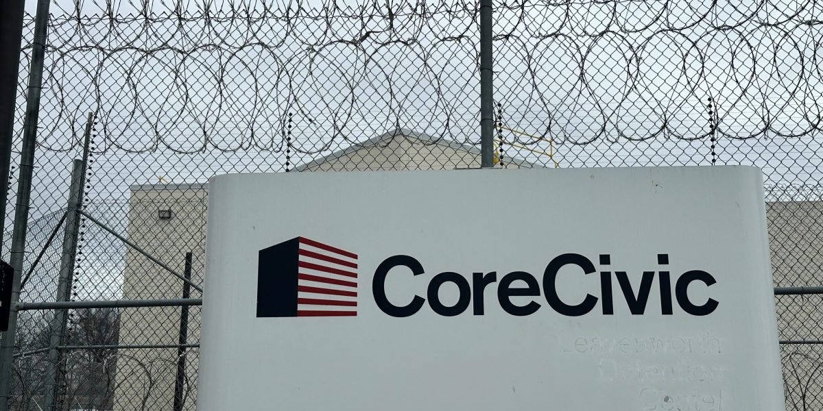 CoreCivic will get .2 million per month to reopen Leavenworth prison to hold thousands of migrants arrested by ICE CoreCivic will get .2 million per month to reopen Leavenworth prison to hold thousands of migrants arrested by ICE