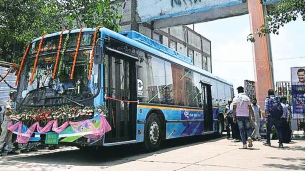 DTC revises rates to hire its electric buses | Delhi News