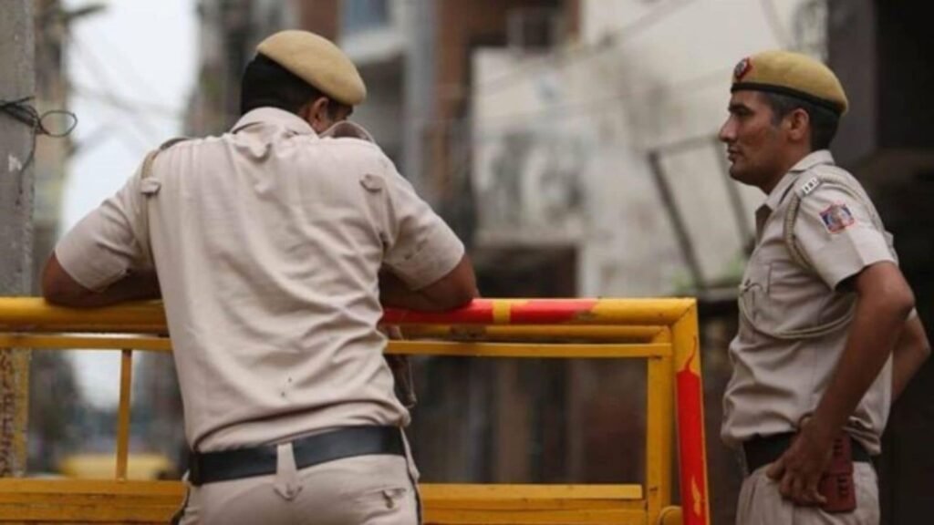 Delhi Police inspector, accomplice held for ‘seeking Rs 30 lakh bribe’ from complainant | Delhi News