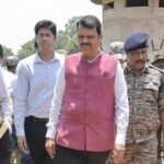 12 Maoists with Rs 1.1 crore bounty surrender before CM in Gadchiroli | Mumbai News